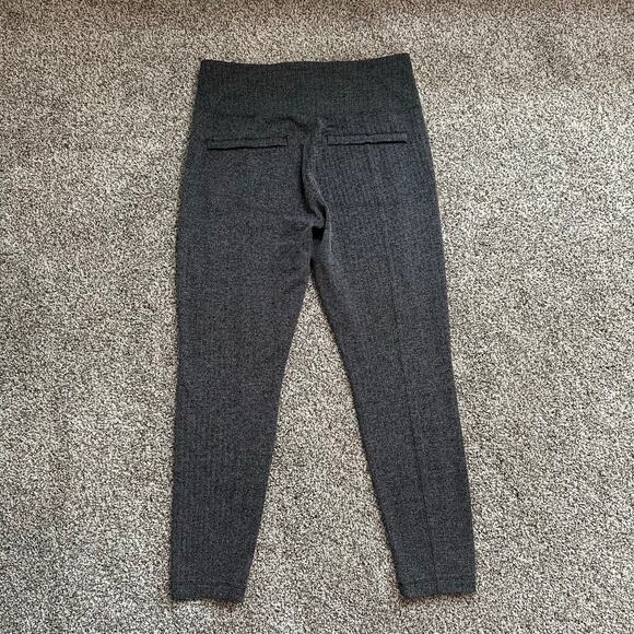 Athleta dark gray & white print Delancey Herringbone tight leggings size M - Picture 4 of 9